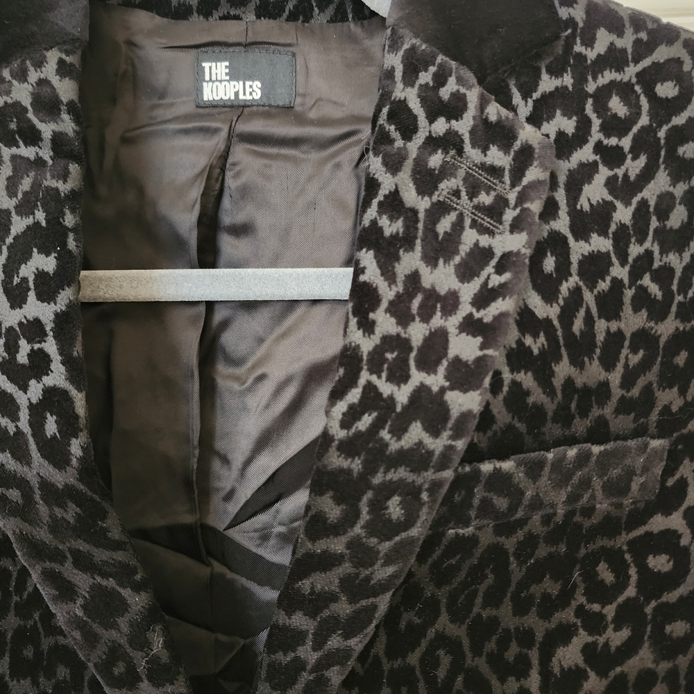 THE KOOPLES Velvet Leo black blazer - Picture 5 of 7
